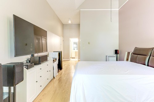 303-7500 Abercrombie Drive, Richmond, BC 