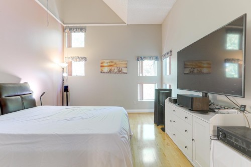 303-7500 Abercrombie Drive, Richmond, BC 