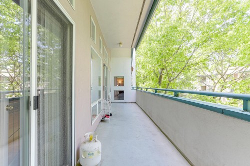 303-7500 Abercrombie Drive, Richmond, BC 