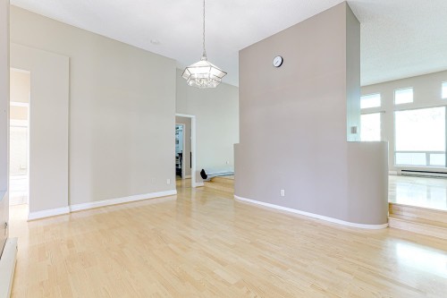 303-7500 Abercrombie Drive, Richmond, BC 