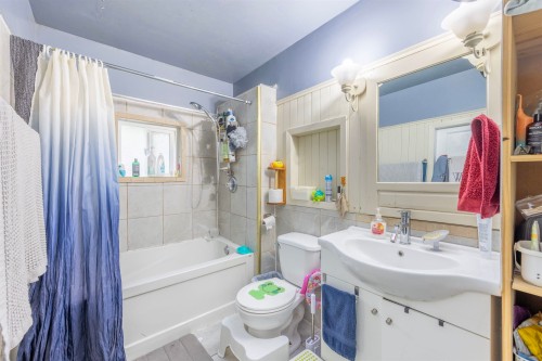 634 Rochester Avenue, Coquitlam, BC 