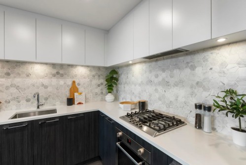 2504-2425 Alpha Avenue, Burnaby, BC 