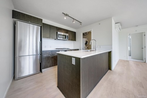 1110-7888 Ackroyd Road, Richmond, BC 