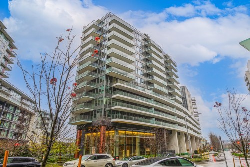 582-8608 Hazelbridge Way  Richmond, BC V6X 0W2