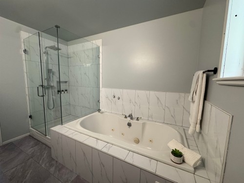 714 Charter Road, Mayne Island, BC 