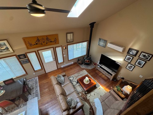 714 Charter Road, Mayne Island, BC 