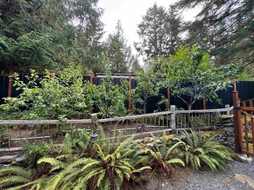 714 Charter Road, Mayne Island, BC 