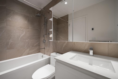 915-6200 Minoru Boulevard, Richmond, BC 