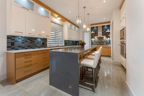 5619 Portland Street, Burnaby, BC 