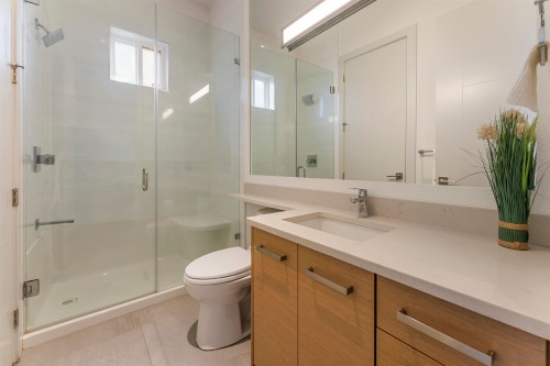 5619 Portland Street, Burnaby, BC 