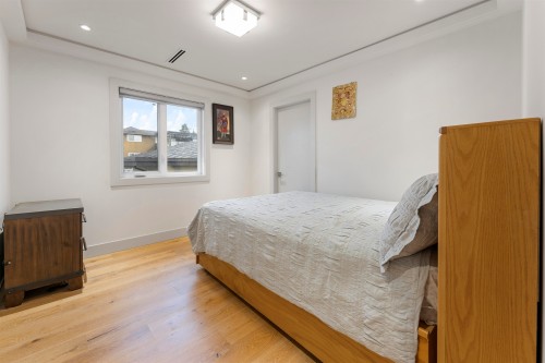 5619 Portland Street, Burnaby, BC 