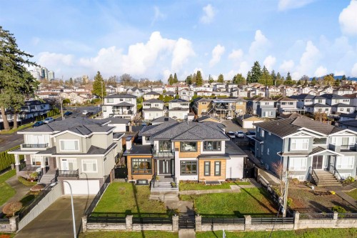 5619 Portland Street, Burnaby, BC 