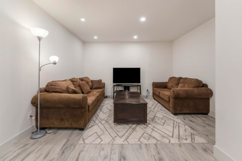 5619 Portland Street, Burnaby, BC 