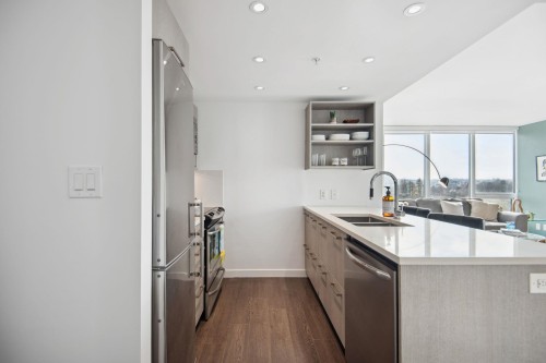 808-933 Hastings Street E, Vancouver, BC 