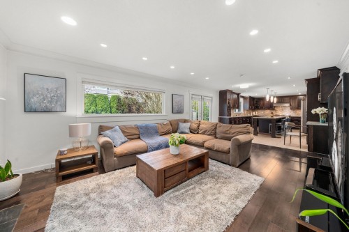 2733 Tempe Glen Drive, North Vancouver, BC 