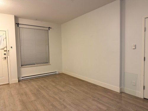 117-4255 Sardis Street, Burnaby, BC 