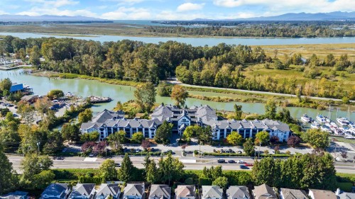 321-4955 River Road, Delta, BC 