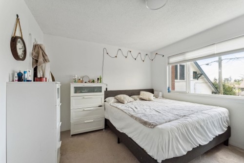 1949 Mahon Avenue, North Vancouver, BC 