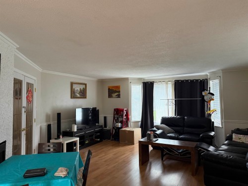 5715 Royal Oak Avenue, Burnaby, BC 