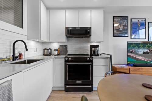 2404-2180 Kelly Avenue, Port Coquitlam, BC 