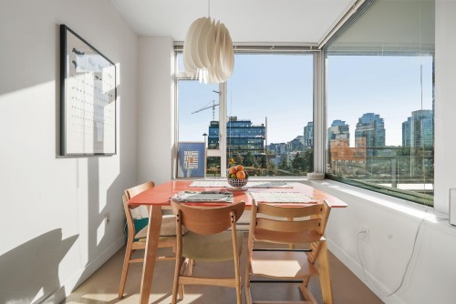 715-221 Union Street, Vancouver, BC 