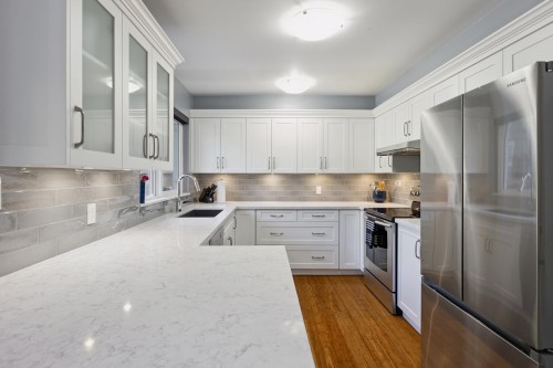 1518 Mahon Avenue, North Vancouver, BC 