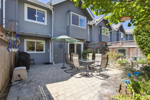 1518 Mahon Avenue, North Vancouver, BC 