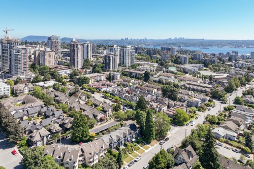 1518 Mahon Avenue, North Vancouver, BC 