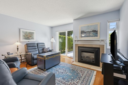 1518 Mahon Avenue, North Vancouver, BC 