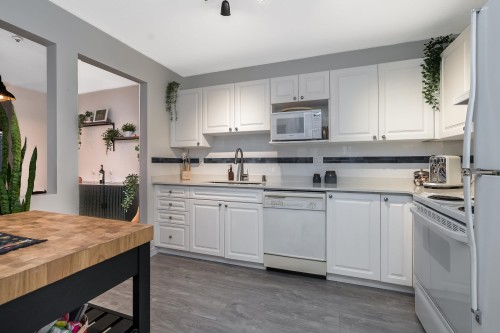 401-2678 Dixon Street, Port Coquitlam, BC 