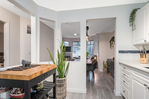 401-2678 Dixon Street, Port Coquitlam, BC 