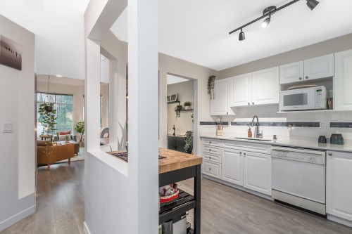 401-2678 Dixon Street, Port Coquitlam, BC 