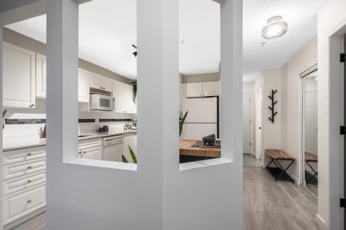 401-2678 Dixon Street, Port Coquitlam, BC 