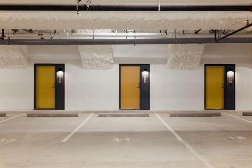 105-2322 Emery Court, North Vancouver, BC 