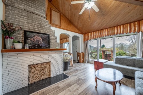 7288 Inlet Drive, Burnaby, BC 