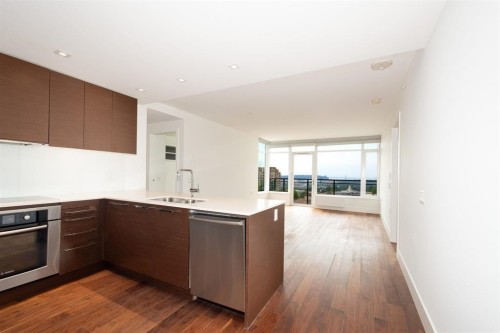 703-111 13Th Street E, North Vancouver, BC 