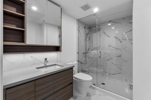 2101-823 Carnarvon Street, New Westminster, BC 