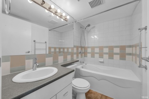 1901-501 Pacific Street, Vancouver, BC 