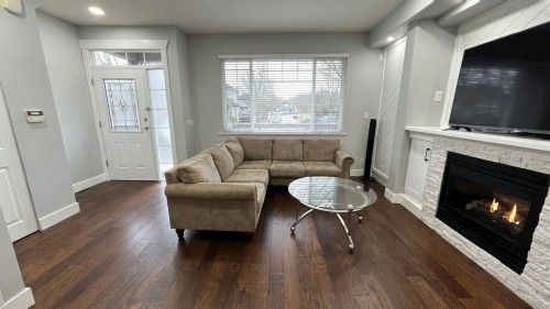 24326 101A Avenue, Maple Ridge, BC 