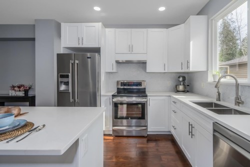 24326 101A Avenue, Maple Ridge, BC 