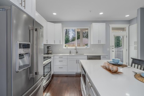 24326 101A Avenue, Maple Ridge, BC 