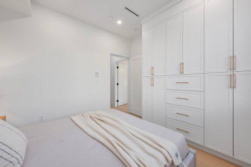 1-4855 Dumfries Street, Vancouver, BC 