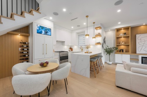 1-4855 Dumfries Street, Vancouver, BC 