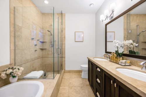 2031 45Th Avenue W, Vancouver, BC 