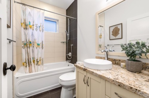 2031 45Th Avenue W, Vancouver, BC 