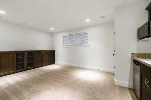 2031 45Th Avenue W, Vancouver, BC 