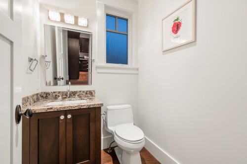 2031 45Th Avenue W, Vancouver, BC 