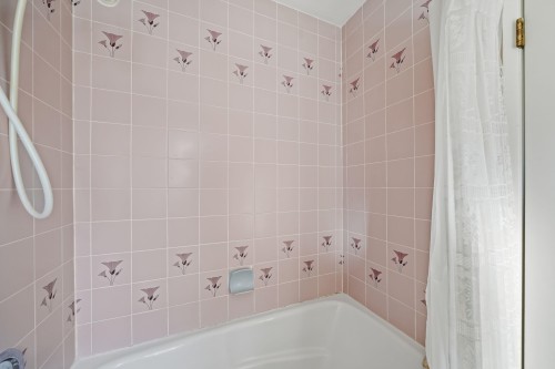 1621 Fell Avenue, North Vancouver, BC 