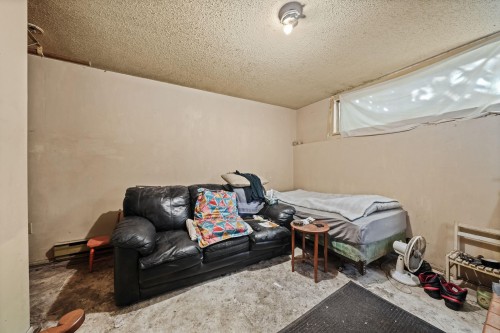 1621 Fell Avenue, North Vancouver, BC 