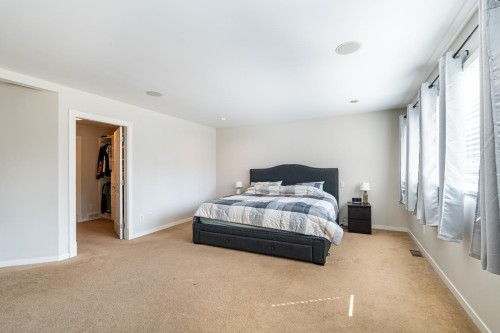 2419 Oranda Avenue, Coquitlam, BC 